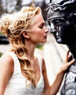 Blonde Wedding Hair